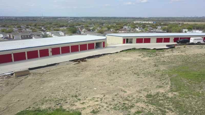 From Clutter to Clarity: Changing Your Home with Self-Storage